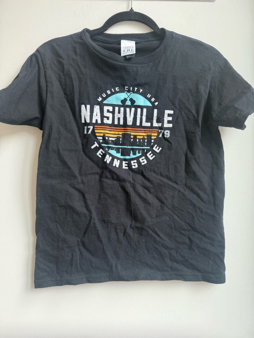 Nashville Tennessee Graphic Tee - Black by